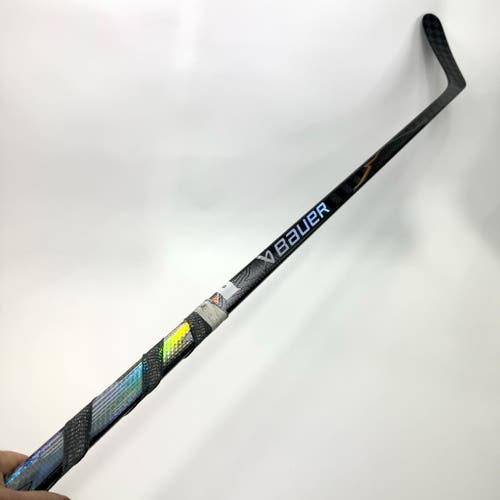 Used Left Black Bauer Flylite | 65 Flex New Zegras Pro Curve | Grip | BH408