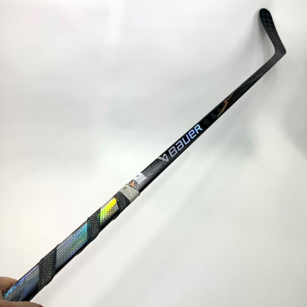 Used Left Black Bauer Flylite | 65 Flex New Zegras Pro Curve | Grip | BH408