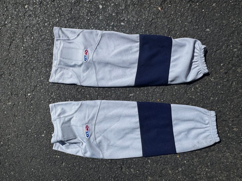 White Boys Small hockey Socks (New)