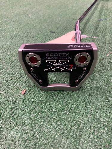 Scotty Cameron Futura X7M Dual Balance Putter Right Handed | 33"