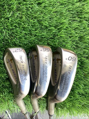 Face Forward F2 Series Wedge Set 52*-GW, 56*-SW, 60*-LW With Steel Shafts