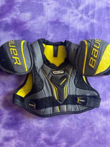 Small Junior Bauer Supreme 150 Shoulder Pads (Used)