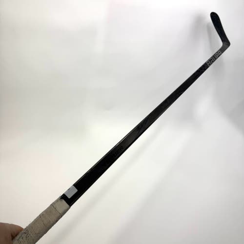 Used Left Black Bauer Vapor Hyperlite 2 | 107 Flex P92M Curve Grip | BH411