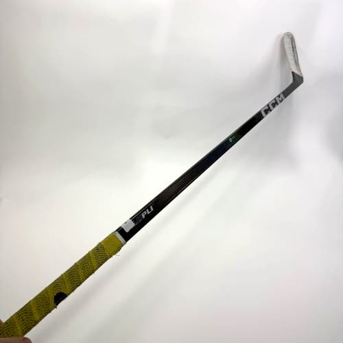 Used Left Black CCM Jetspeed FT8 Pro | 80 Flex P90TM Curve Grip | BH419