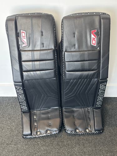 28" 2023 Vaughn Velocity V10 Goalie Leg Pads (New)