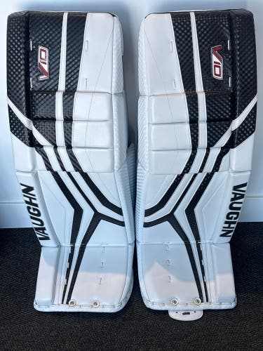 33” 2023 Vaughn Velocity V10 Goalie Leg Pads (New)