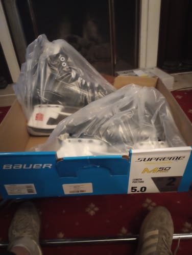 Black/Gray Bauer Supreme M50 Pro Hockey Skates intermediate Size 5 (New) (no blades) fit 2
