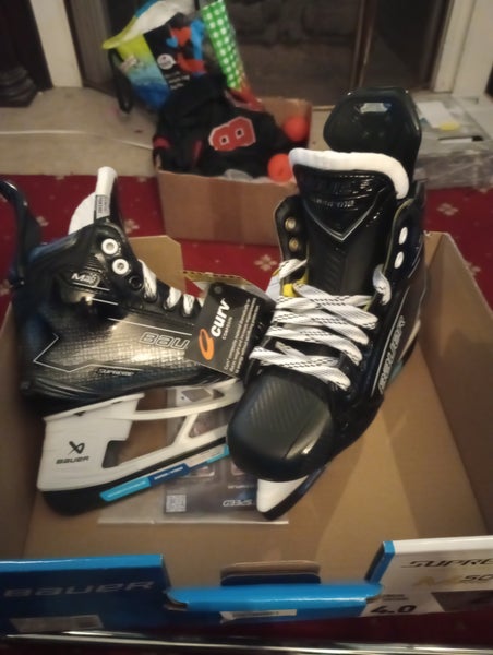 Black/Gray Bauer Supreme M50 Pro Hockey Skates no blades brand new size 4 fit 2 intermediate
