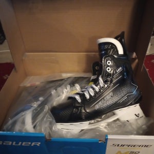 Black/Gray Bauer Supreme M50 Pro Hockey Skates size intermediate 6 fit 2 (New) no blades