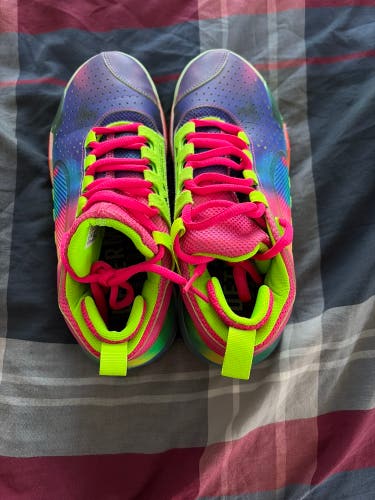 Donovan Mitchell D.O.N. Issue – Multicolor – Brand New