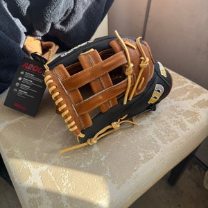 2024 Wilson A2000 1799 LH Outfield Baseball Glove 12.75" (New)