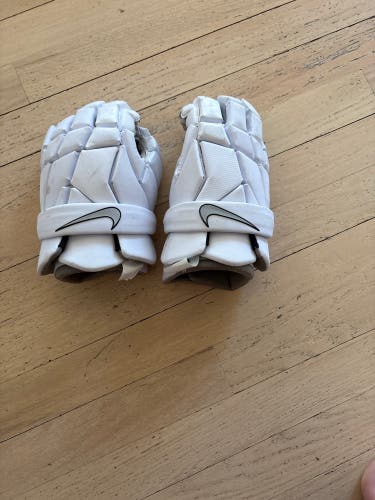 Nike Vapor Elite Lacrosse Gloves (Used)