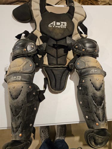 Black Catcher's Set (Used)