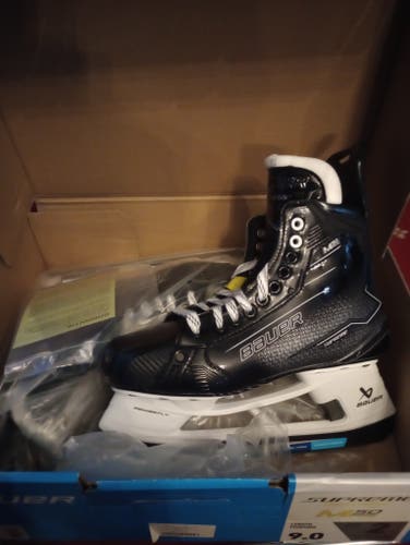 Black/Gray Bauer Supreme M50 Pro Hockey Skates size 9 senior fit 2 (New) no blades