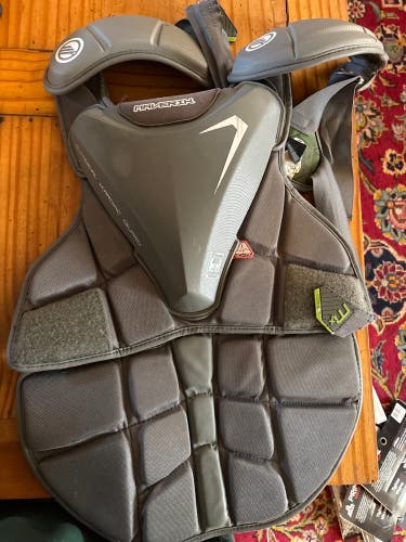 Adult Small Maverik Rib Pad (Used)