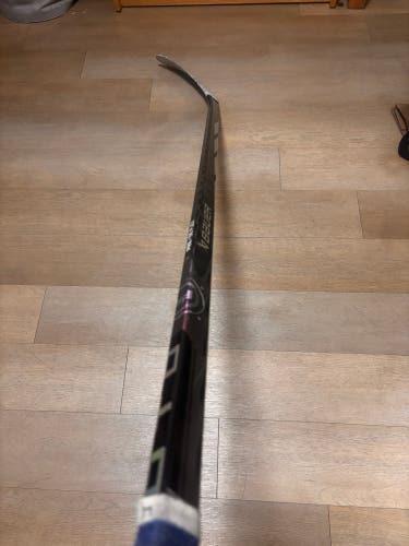 Intermediate Bauer Proto-R Right Handed Hockey Stick P28 55 Flex