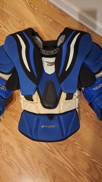 Medium Vaughn Velocity V7 Pro Carbon Goalie Chest Protector Pro Stock (Used)