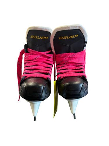 Used Bauer S140 Junior Hockey Skate Junior 03 10299-S000307895