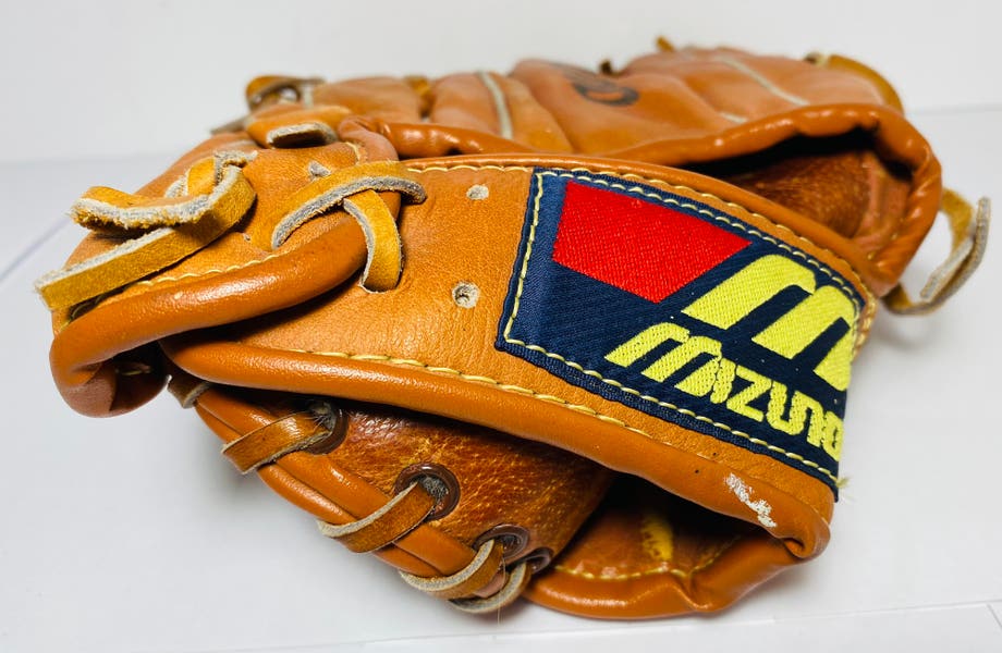 Vintage Mizuno MM5075 Baseball Glove Professional Model North