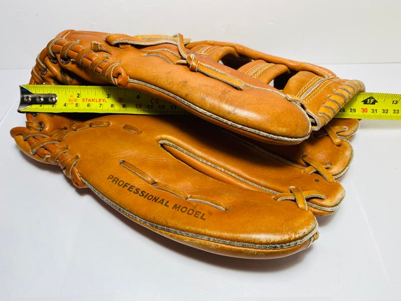 Vintage Mizuno MM5075 Baseball Glove Professional Model North