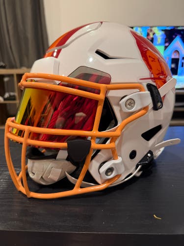 Tampa Bay Buccaneers Throwback Creamsicle Adult Large Riddell SpeedFlex Helmet (Used)