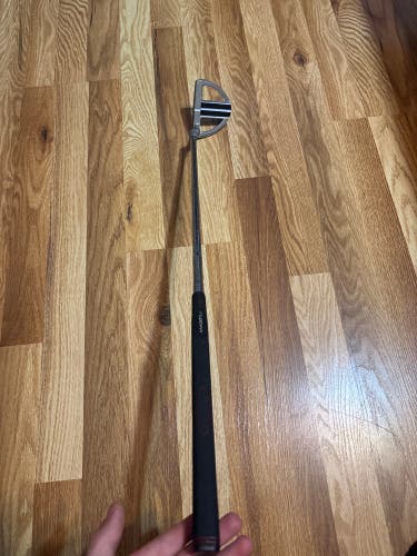 Junior Maxfli Revolution Mallet Right Handed Putter (Used)