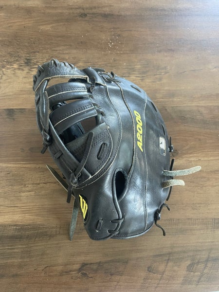 Wilson A2000 LH First Base Baseball Glove 12.5" (Used)