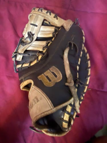 2023 Wilson A2000 RH First Base Baseball Glove 12.5" (Used)