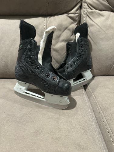 Black Reebok RibCor 22K Hockey Skates Regular Width 11 (Used)