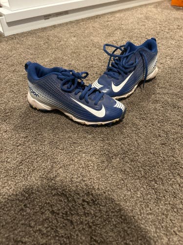 Blue Kid's 1Y (Big Kids / Youth) Youth Nike FastFlex Low Top Molded Cleats (Used)