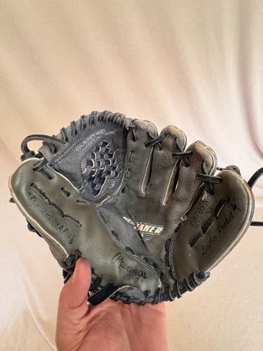 RH Rawlings Playmaker Series Baseball Glove 10.5" (Used)