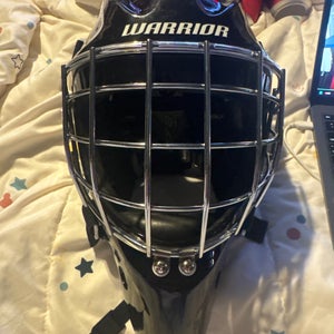 Senior Medium 2023 Warrior RF 2 Goalie Mask (Used)