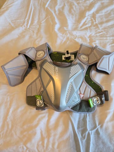 Adult Medium Maverik MX Shoulder Pads (Used)
