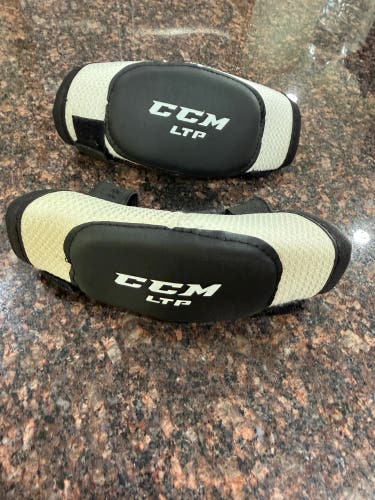 Used Junior Small CCM LTP Elbow Pads