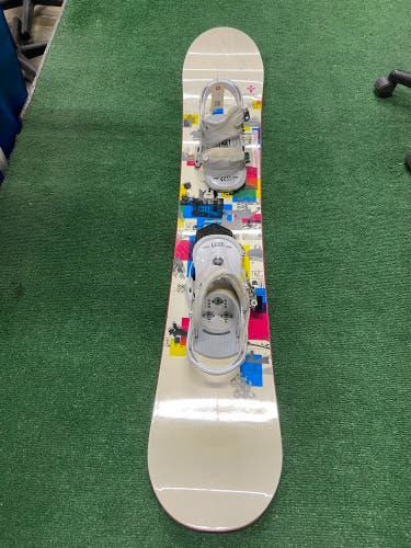 Burton Troop Snowboard | Lexa Bindings | 154cm