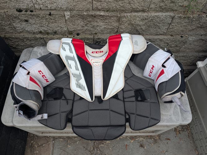 XL CCM EFlex 5.9 Goalie Chest Protector (Used)