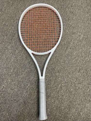 Used Wilson Shift 99L Grip Size 4 3/8