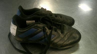 Used Adidas Soccer Cleats Black Youth 13.0 11868-S000068019