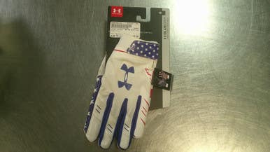 Used Under Armour BB/SB Batting Gloves White MD 11868-S000068169