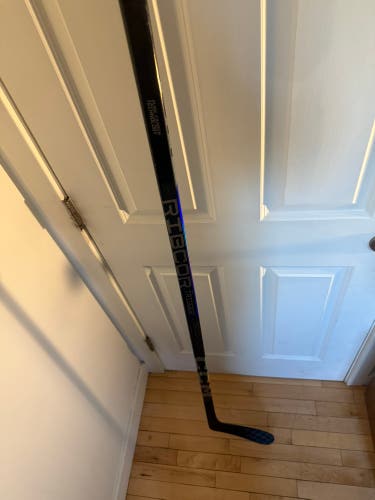 Senior CCM Ribcor Trigger 9 Left Hand Hockey Stick P29 85 Flex (New)