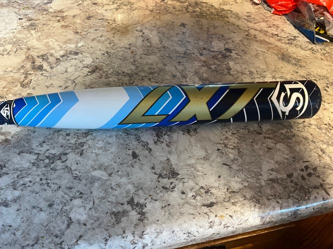 2024 Louisville Slugger LXT Composite Bat (-10) 22 oz 32" (Used)
