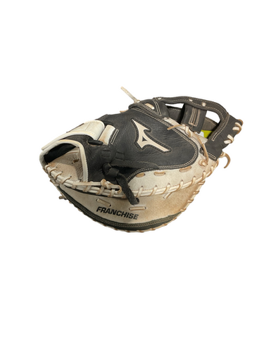 Used All Star FRANCHISE CATCHERS MITT BB/SB Catchers RH Throw Black And White 34" 11834-S000048763