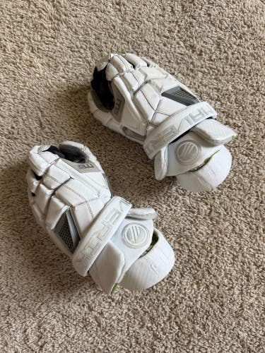 Maverik M5 Lacrosse Gloves (Used)