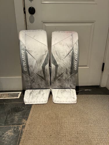 Large 2025 Bauer Sv-Pro Goalie Leg Pads Pro Stock (Used)