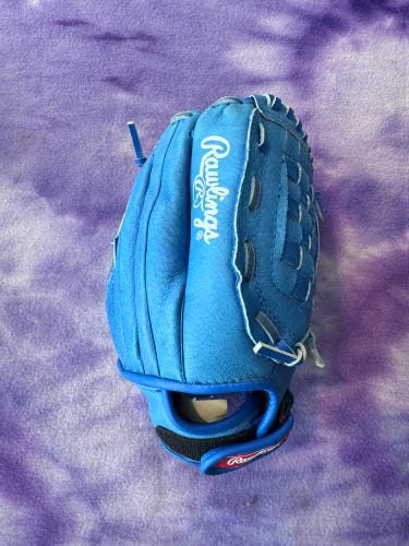 Blue Rawlings Highlight Series RH Pitcher's Baseball Glove 11.5" (Used)