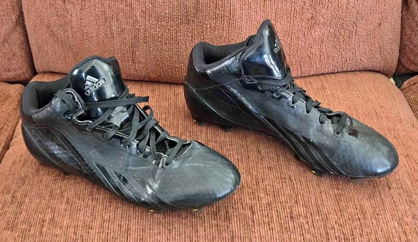 Black Men's Size M 11.0 (W 12.0) Adult Adidas Molded Cleats Cleats (Used)