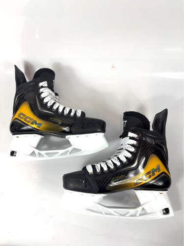 CCM JetSpeed FT8 Pro Hockey Skates Regular Width Pro Stock 8.5