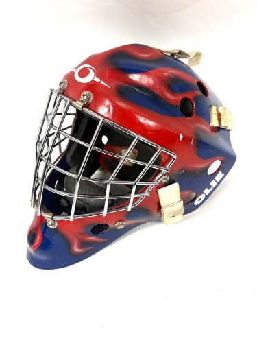 Senior Medium Goalie Mask Olie