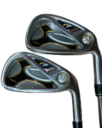 TaylorMade R7 Right Hand Stiff Flex ( 4,6) Golf Pride Grip