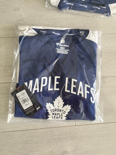 Auston Matthews Toronto Maple Leafs long sleeve women’s t-shirt